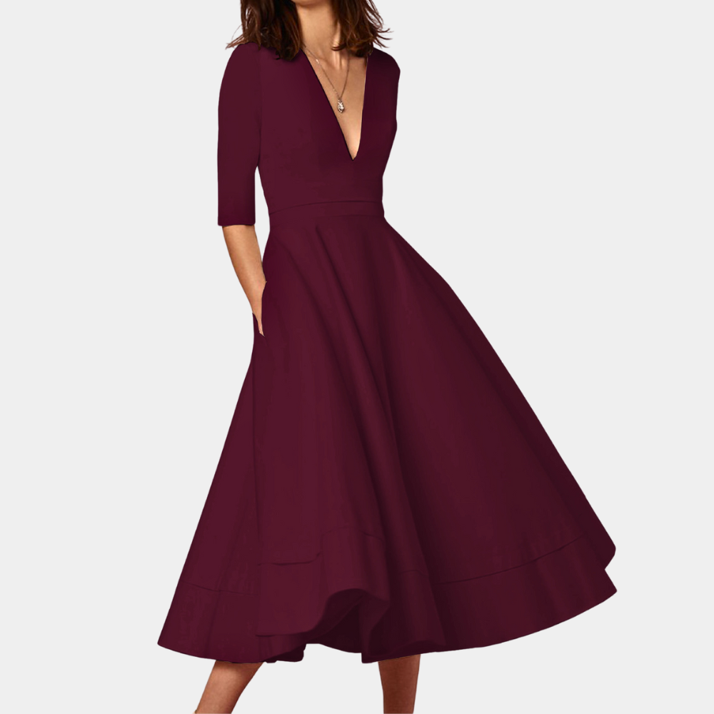 Robe chic pour femme avec une encolure en V flatteuse