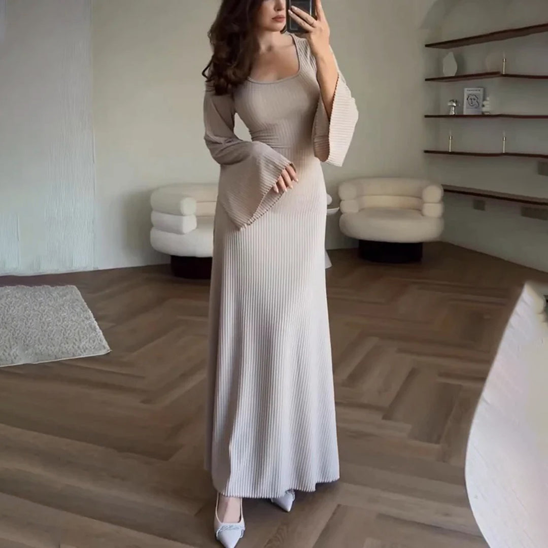 ELENA - Une pochette souple pour un bureau élégant