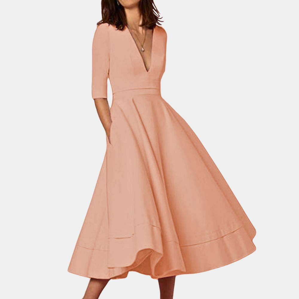 Robe chic pour femme avec une encolure en V flatteuse